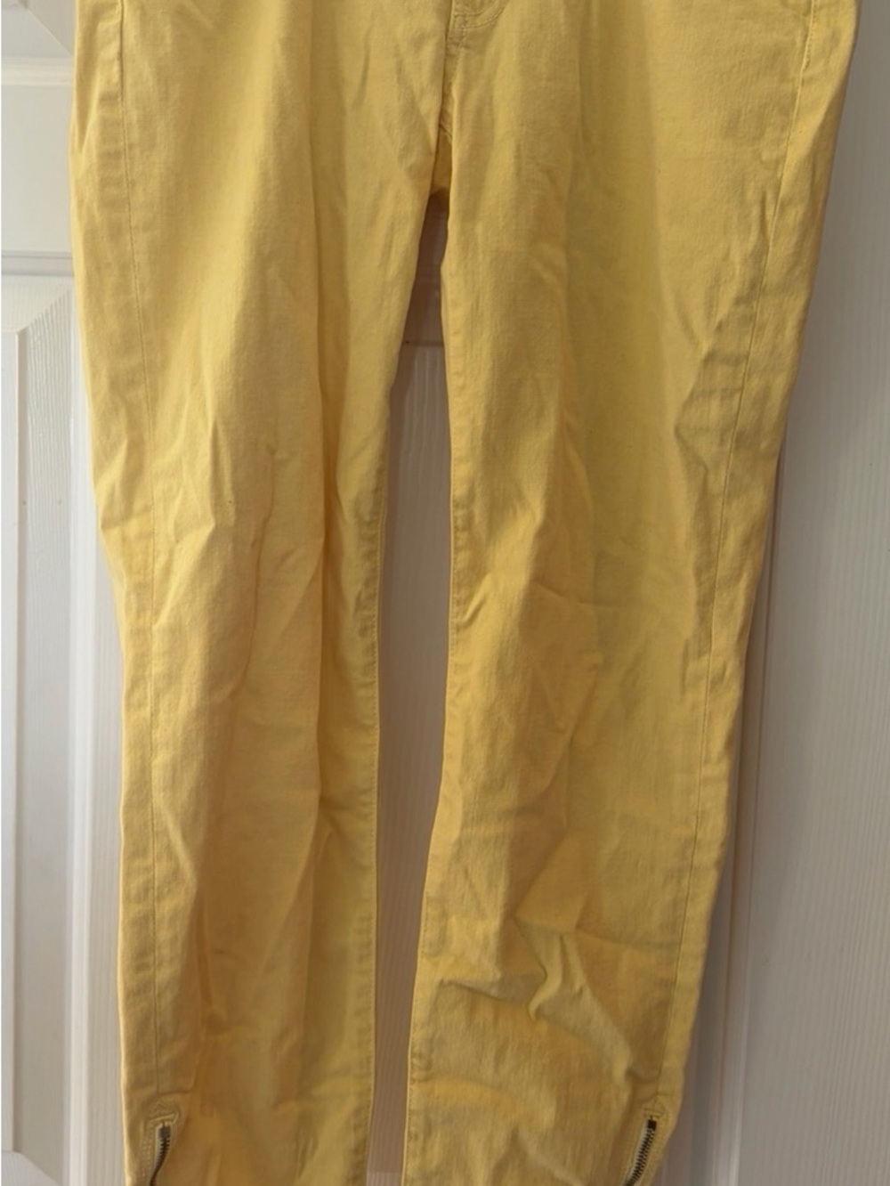 7 for all mankind yellow woman’s Jean pants